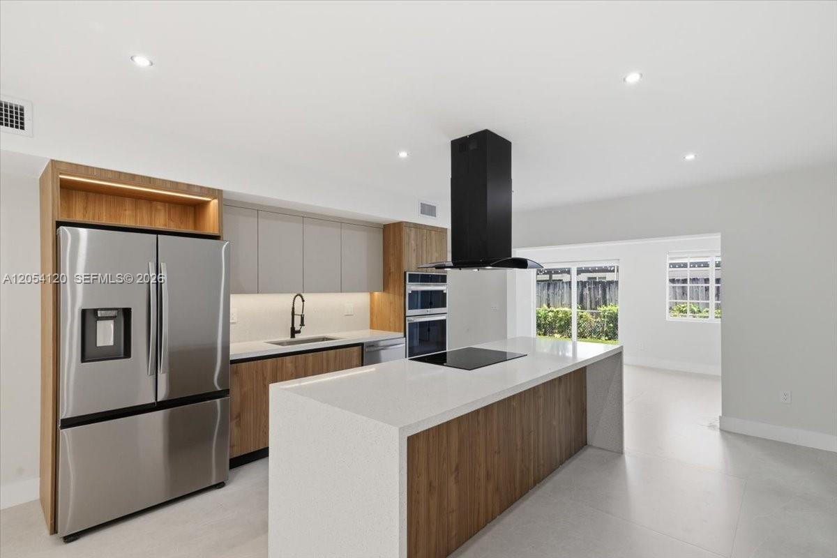 323 NW 104th, Miami, FL, 33150 - Investment Single Family Home. Photo #1