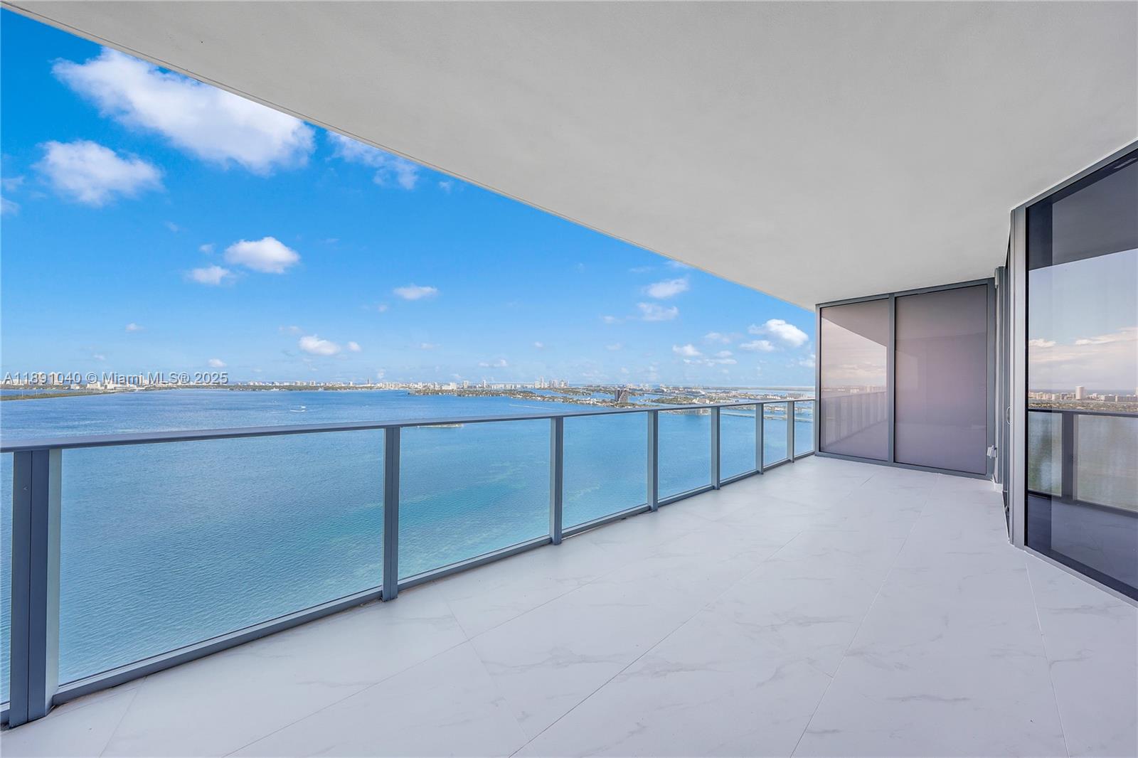 700 NE 24 St #3402, Miami, FL, 33137 - Investment Condo. Photo #1