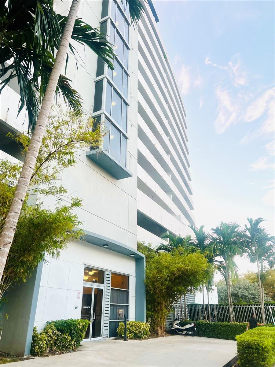 36 NW 6th Ave #806, Miami, FL, 33128 - Investment Condo. Photo #1