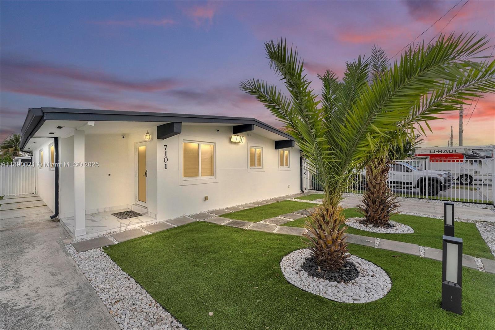 7101 SW 21st St, Miami, FL, 33155 - Investment Single Family Home. Photo #1