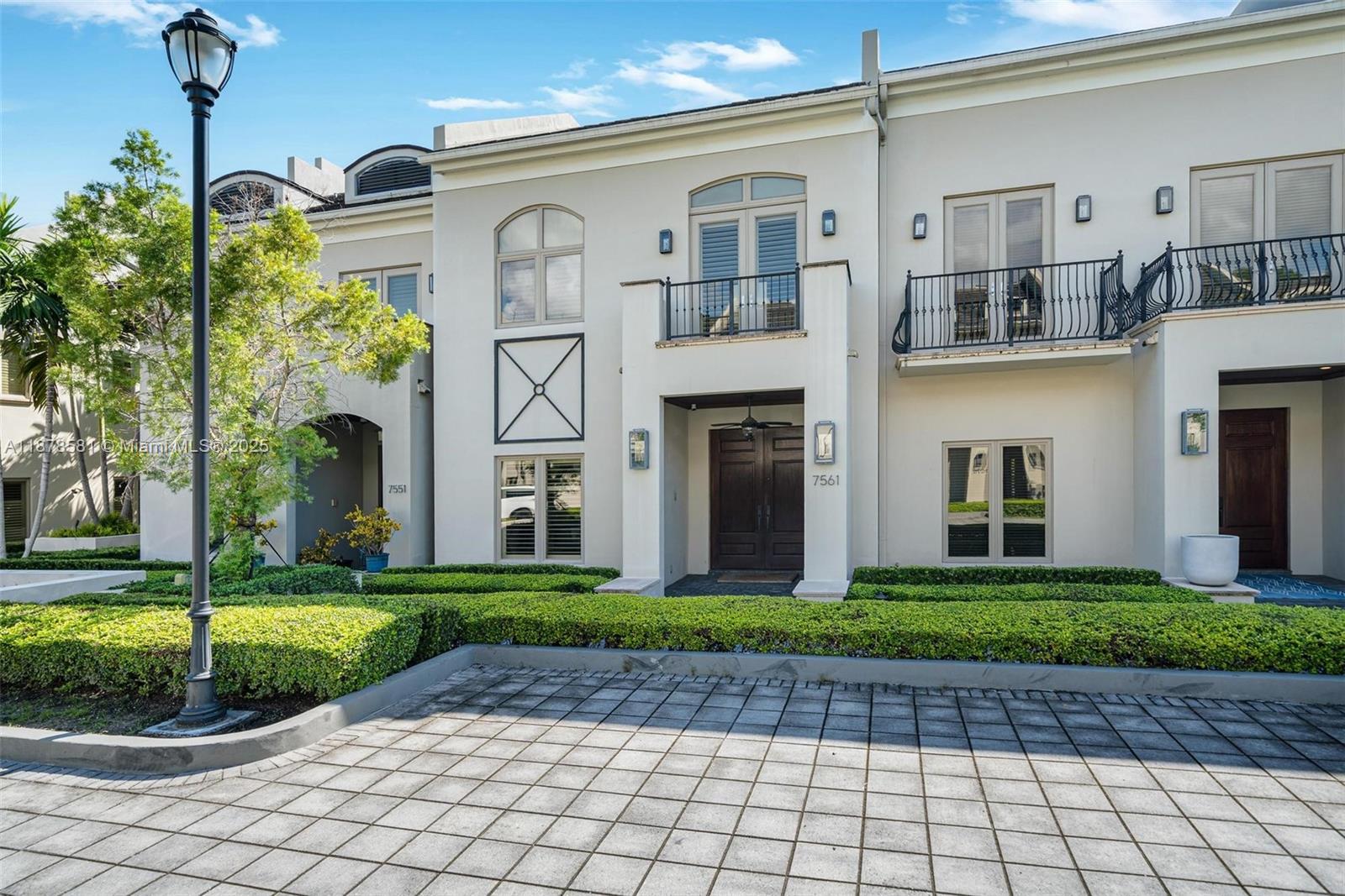 7561 SW 56th Ct, Miami, FL, 33143 - Investment Townhome. Photo #1