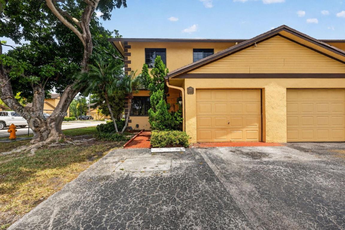 1130 NE 210th, Miami, FL, 33179 - Investment Townhome. Photo #1