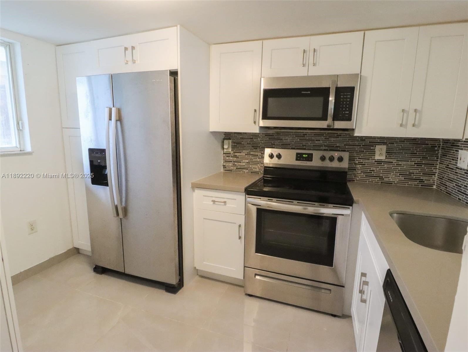 14010 NE 3rd Ct #1, Miami, FL, 33161 - Investment Condo. Photo #1