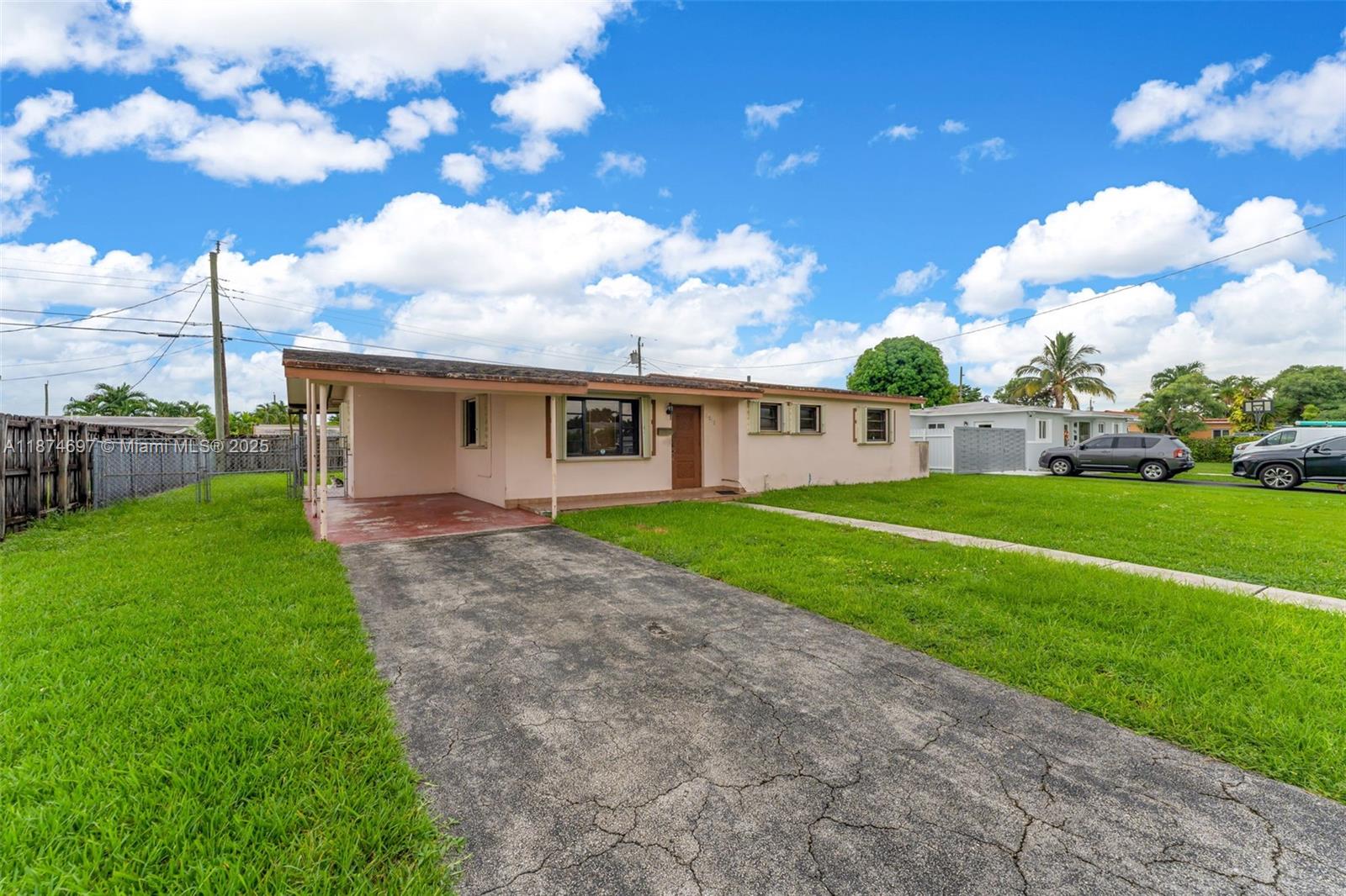 4211 SW 97th Pl, Miami, FL, 33165 - Investment Single Family Home. Photo #1