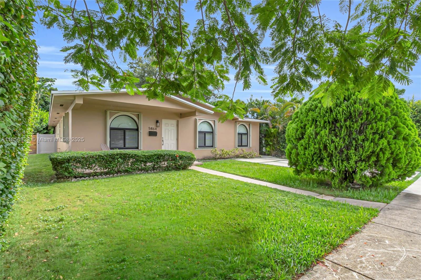 5864 SW 42nd Ter, Miami, FL, 33155 - Investment Single Family Home. Photo #1