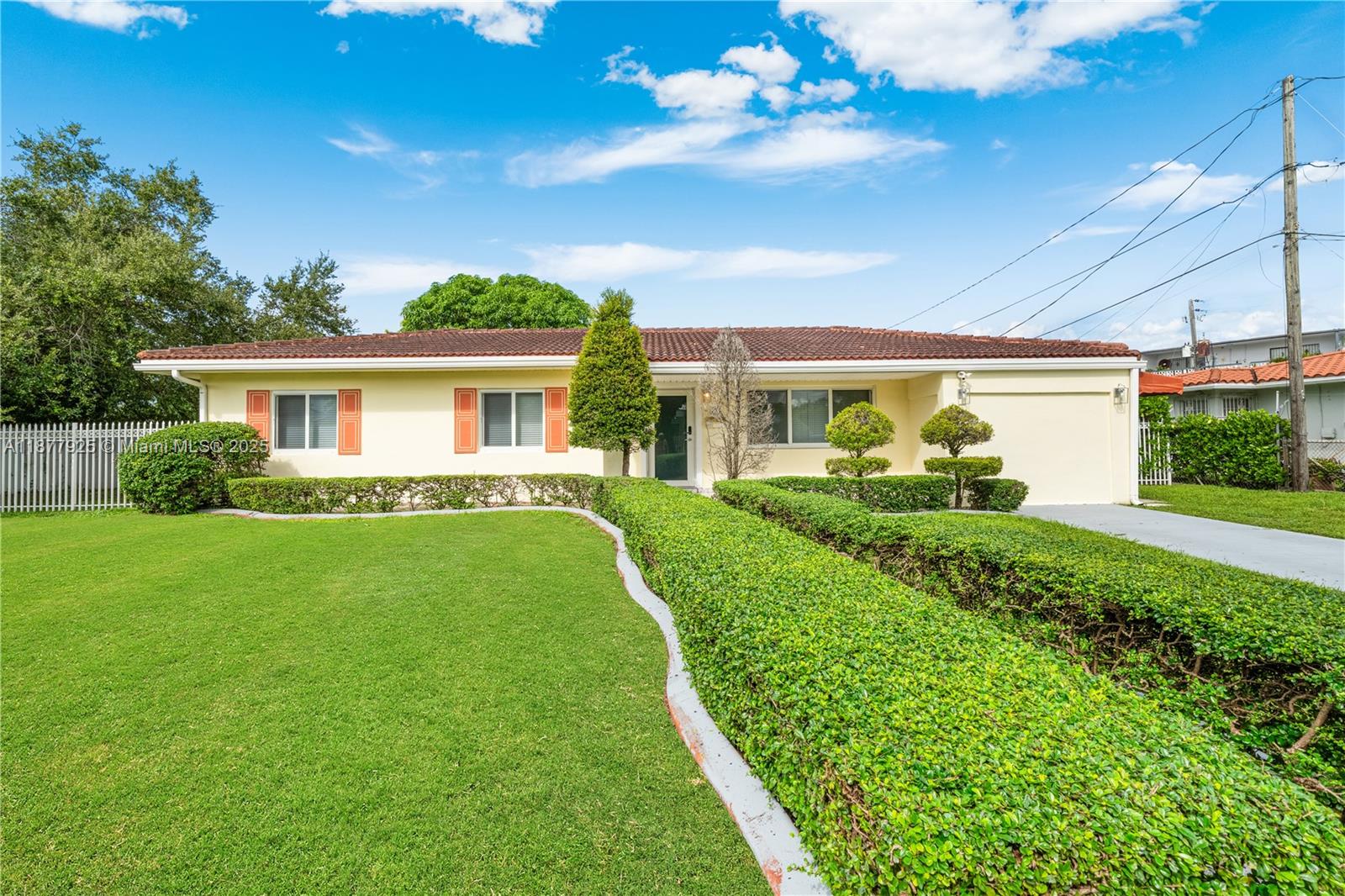 124 SW 51st Pl, Miami, FL, 33134 - Investment Single Family Home. Photo #1