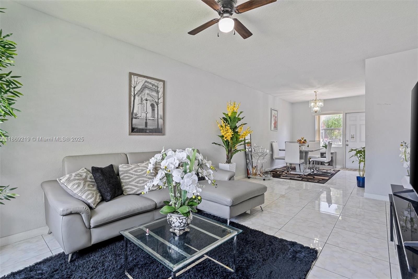 422 NW 84th St #422, Miami, FL, 33150 - Investment Condo. Photo #1