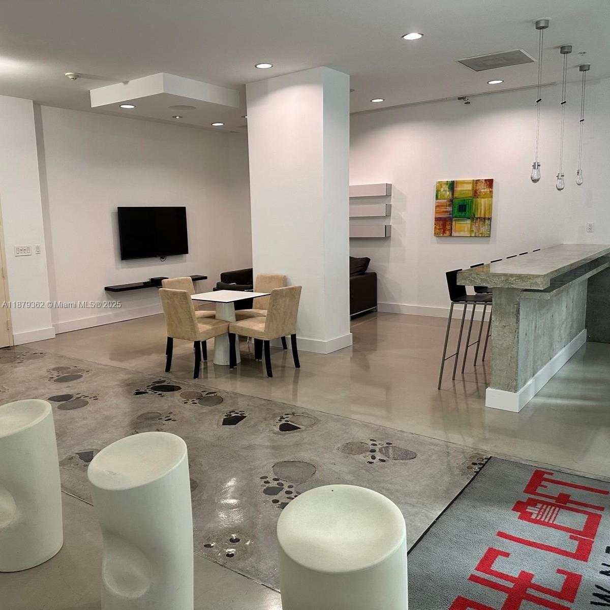 234 NE 3rd St #1805, Miami, FL, 33132 - Investment Condo. Photo #1