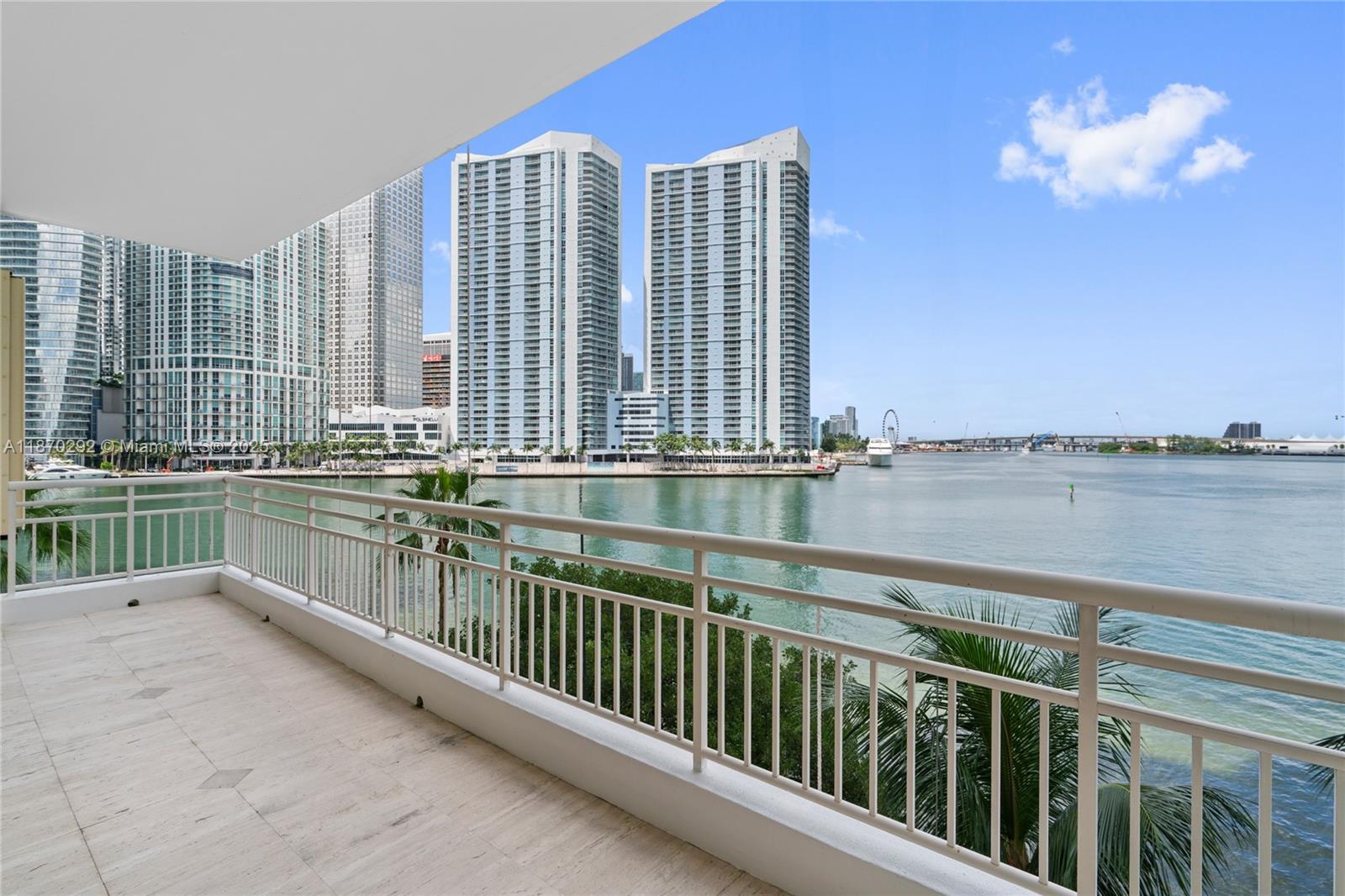 888 Brickell Key Dr #408, Miami, FL, 33131 - Investment Condo. Photo #1
