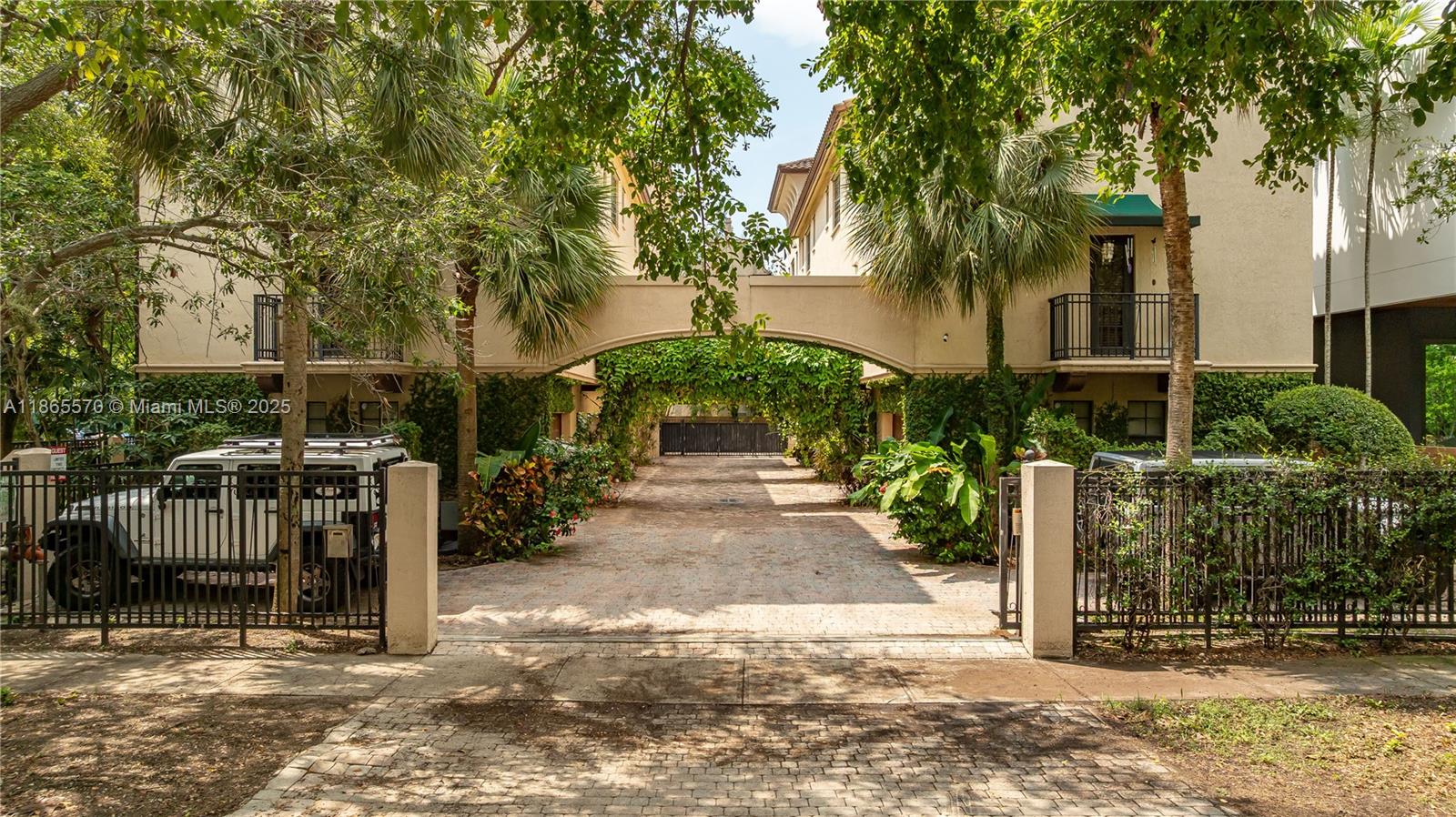 2818 Coconut Ave #2818, Miami, FL, 33133 - Investment Townhome. Photo #1