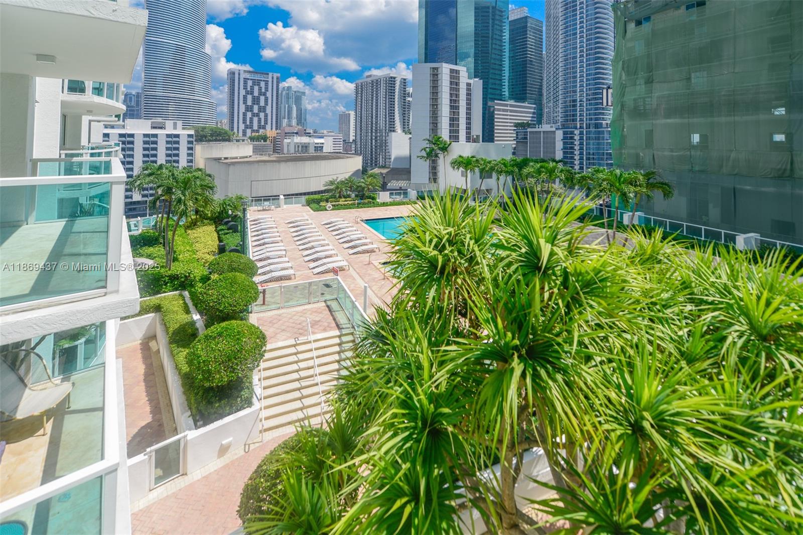 31 SE 5th St #1510, Miami, FL, 33131 - Investment Condo. Photo #1
