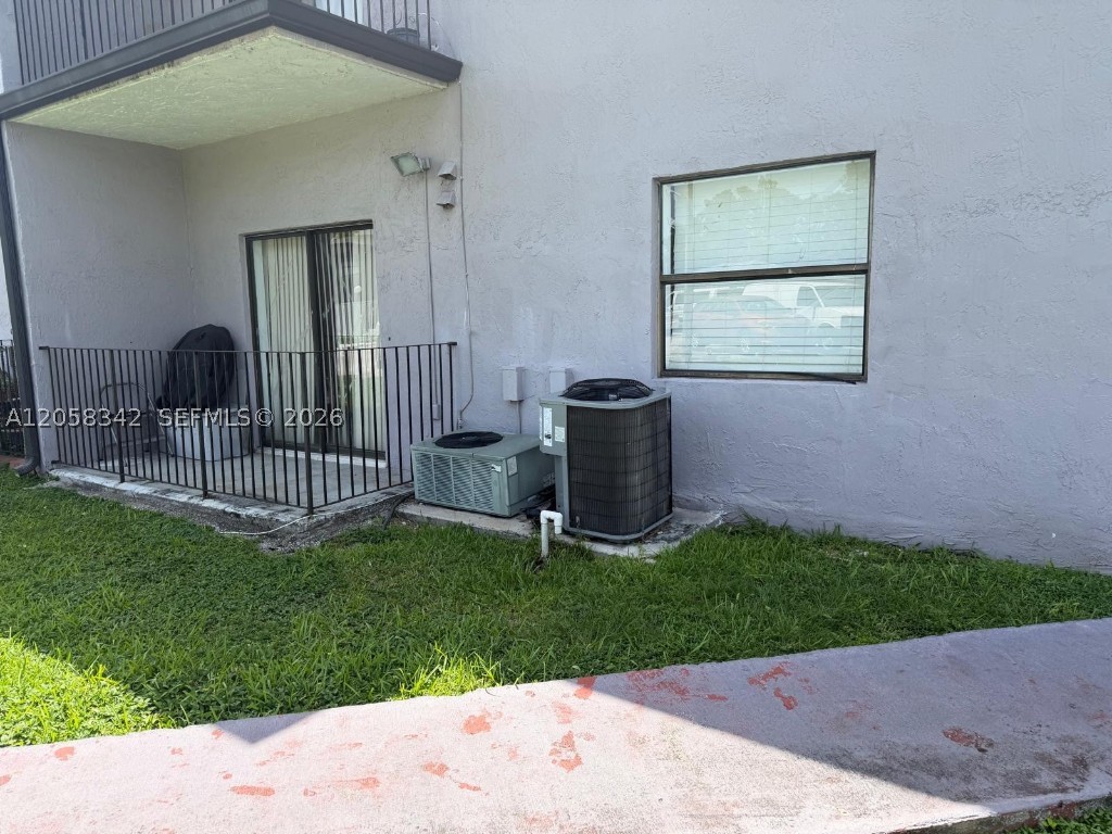 13221 SW 17th #204, Miami, FL, 33175 - Investment Condo. Photo #1