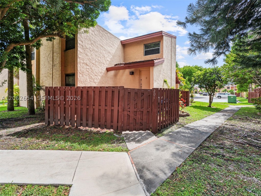 291 W Park #9-201, Miami, FL, 33172 - Investment Condo. Photo #1