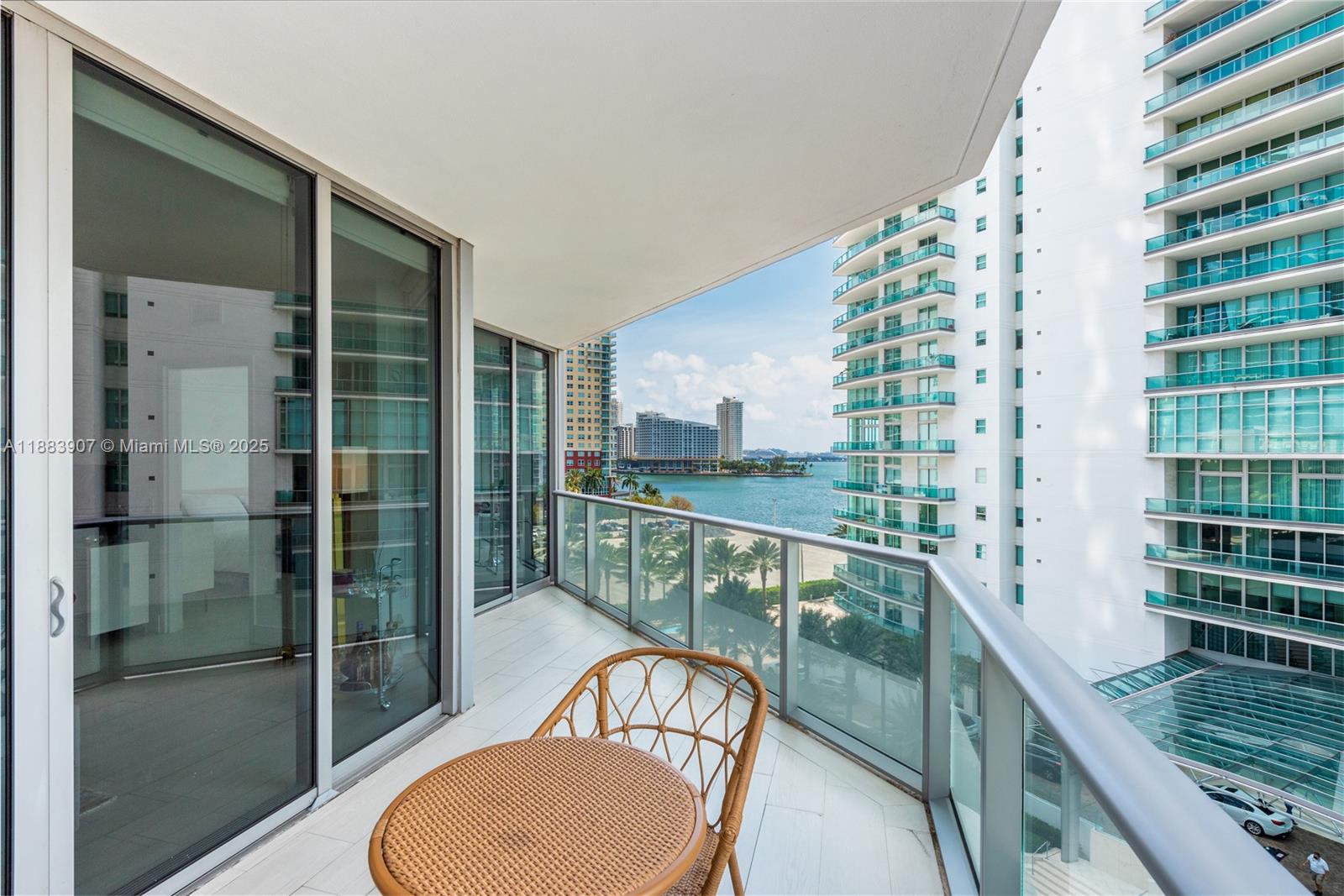 1300 Brickell Bay Dr #708, Miami, FL, 33131 - Investment Condo. Photo #1