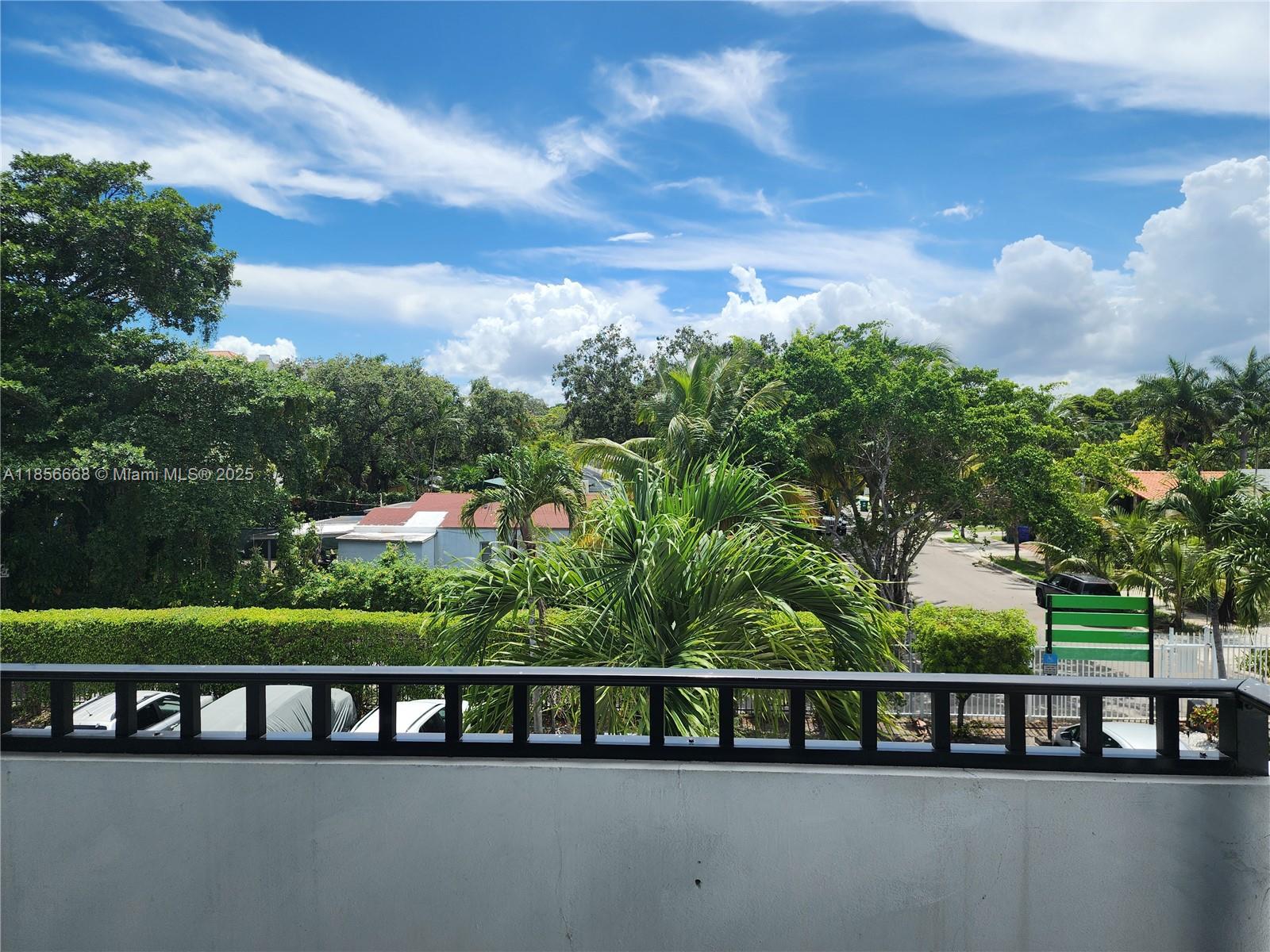 1800 SW 25th St #2304, Miami, FL, 33133 - Investment Condo. Photo #1