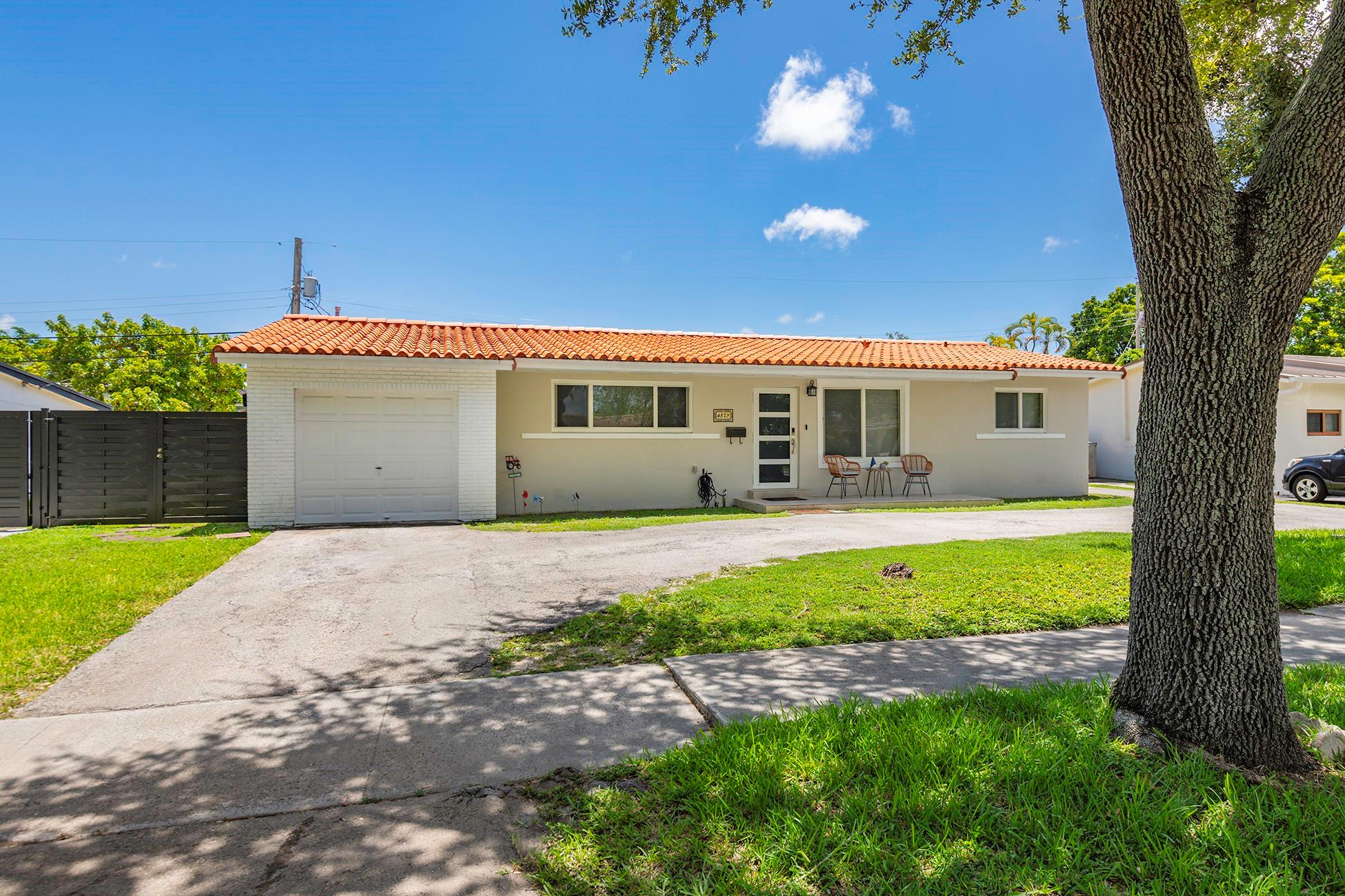 4875 SW 92nd Ave, Miami, FL, 33165 - Investment Single Family Home. Photo #1