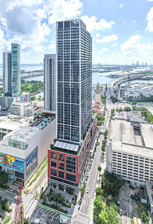 601 NE 1st #3809, Miami, FL, 33132 - Investment Condo. Photo #1