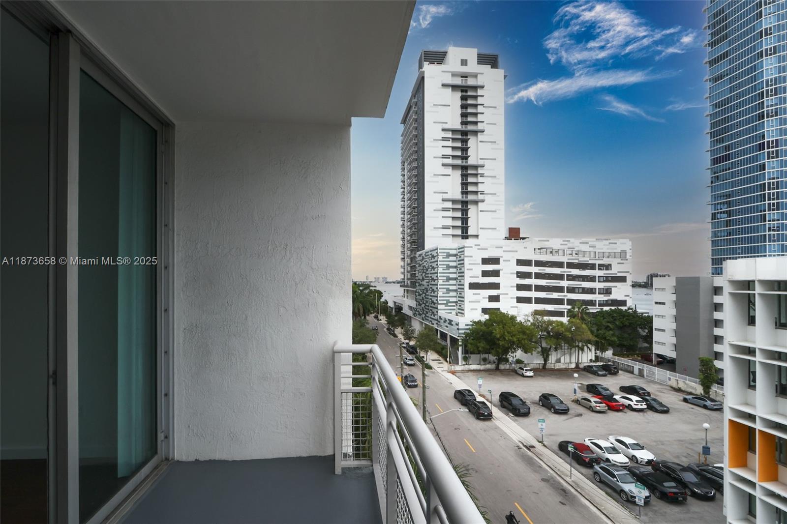 2200 NE 4th Ave #501, Miami, FL, 33137 - Investment Condo. Photo #1