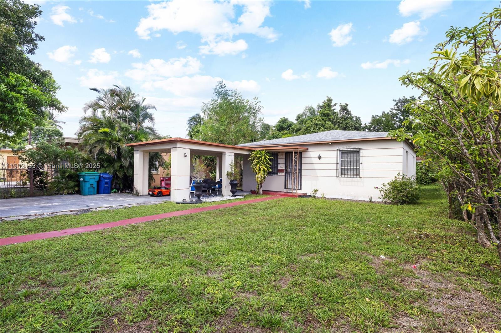 431 NW 116th St, Miami, FL, 33168 - Investment Single Family Home. Photo #1