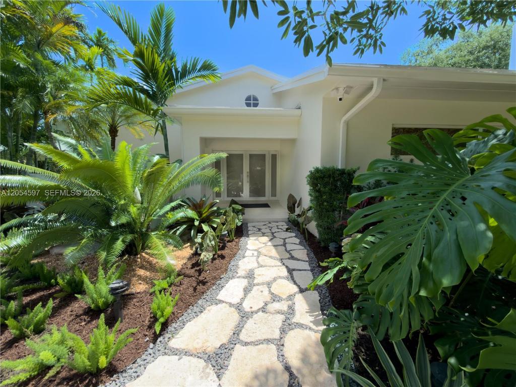 11450 SW 92nd, Miami, FL, 33176 - Investment Single Family Home. Photo #1