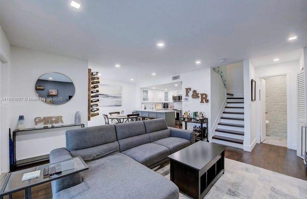 6840 SW 45th Ln #258, Miami, FL, 33155 - Investment Condo. Photo #1