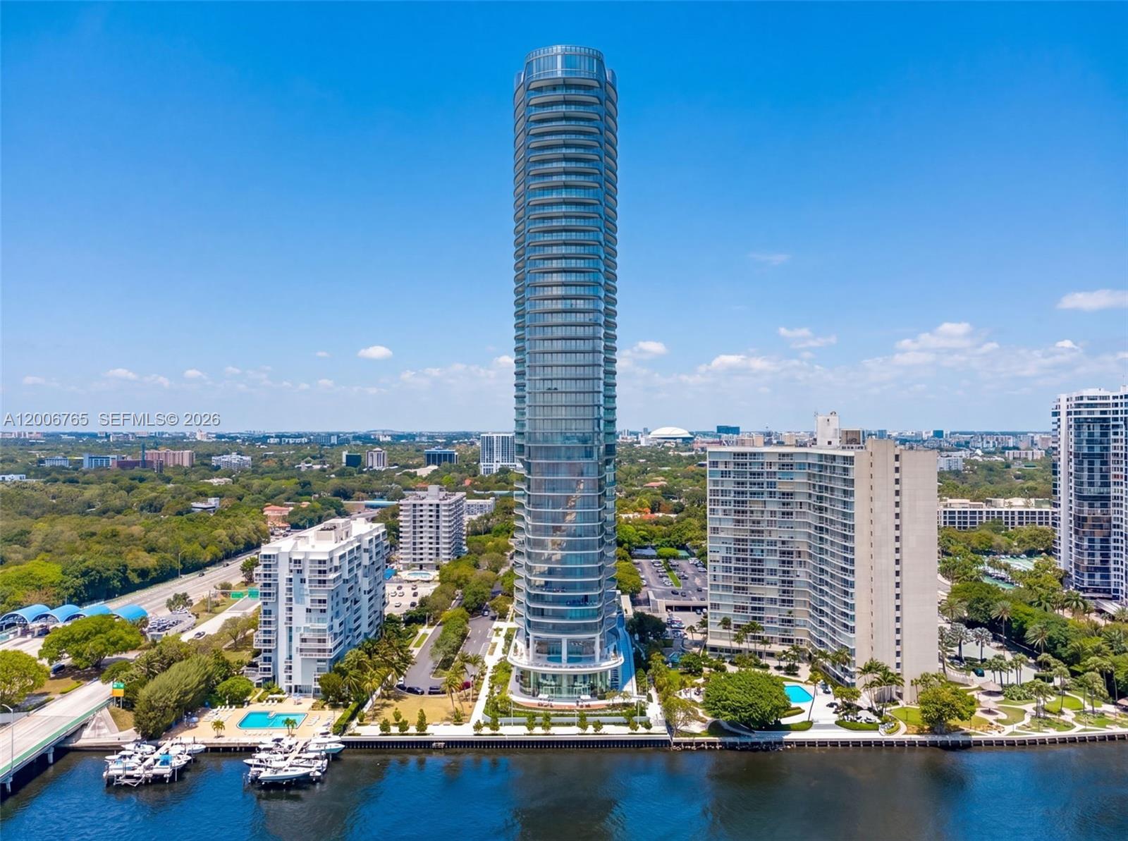 175 SE 25th #604, Miami, FL, 33129 - Investment Condo. Photo #1