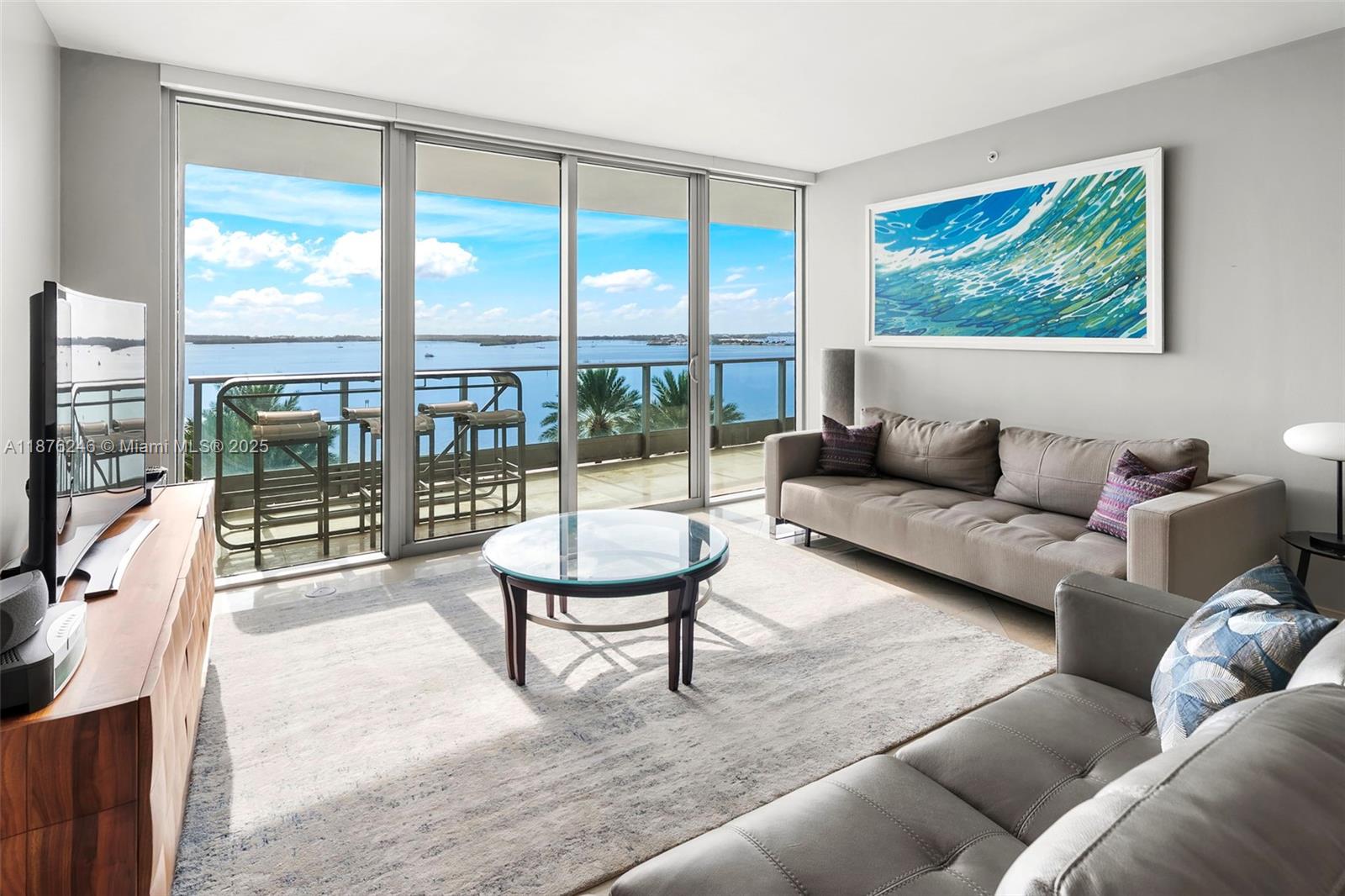 1331 Brickell Bay Dr #1105, Miami, FL, 33131 - Investment Condo. Photo #1