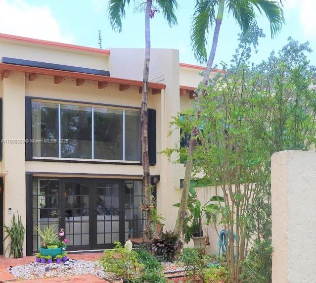 10642 SW 79th Ter, Miami, FL, 33173 - Investment Townhome. Photo #1