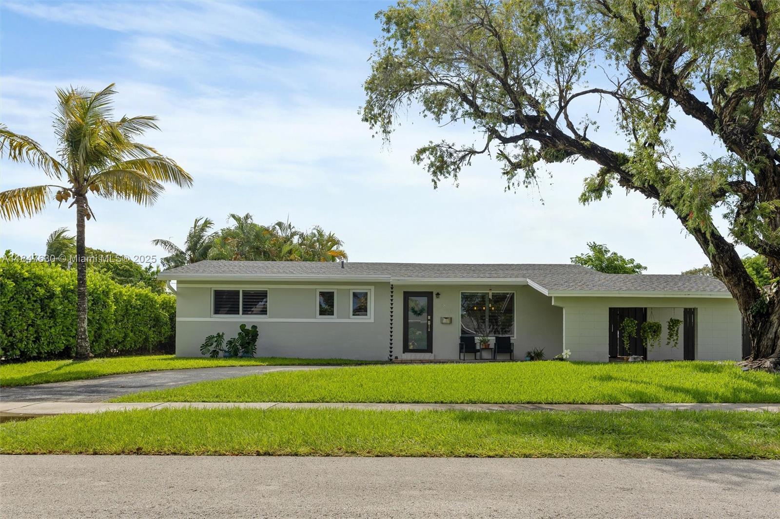 7820 SW 97th Pl, Miami, FL, 33173 - Investment Single Family Home. Photo #1