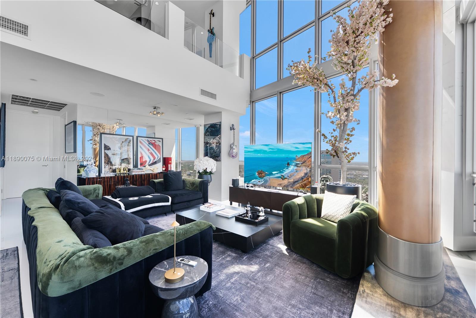 1100 Biscayne Blvd #6307, Miami, FL, 33132 - Investment Condo. Photo #1