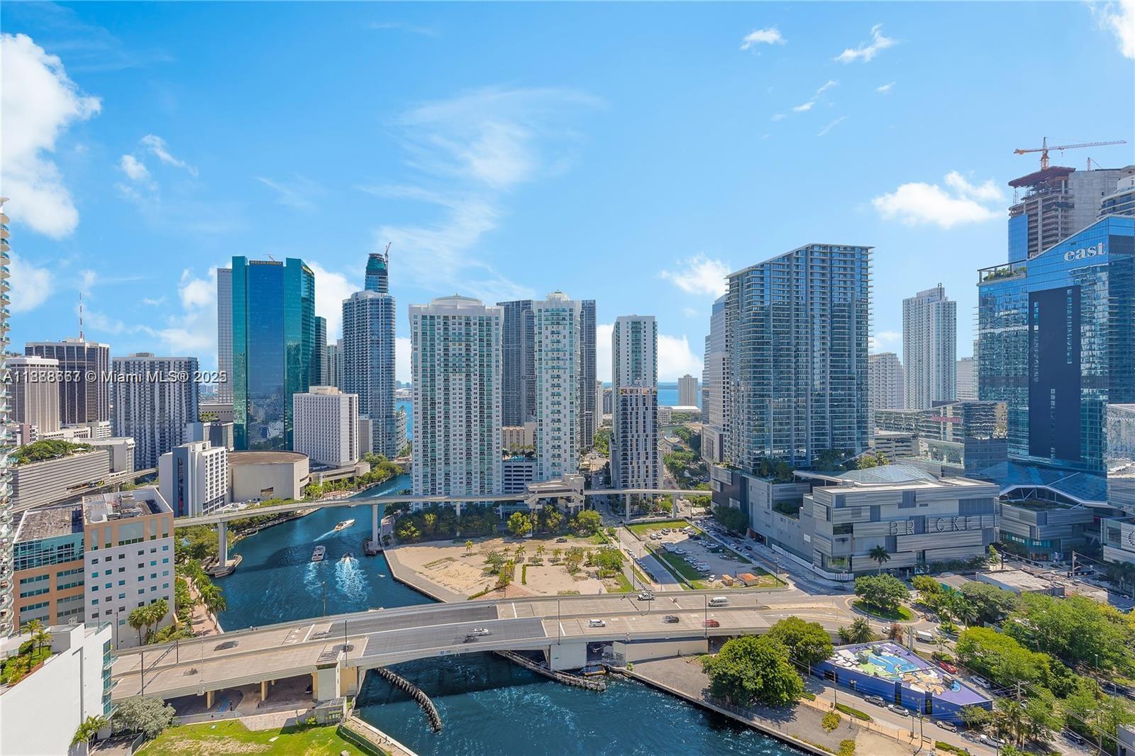 92 SW 3rd St #3012, Miami, FL, 33130 - Investment Condo. Photo #1