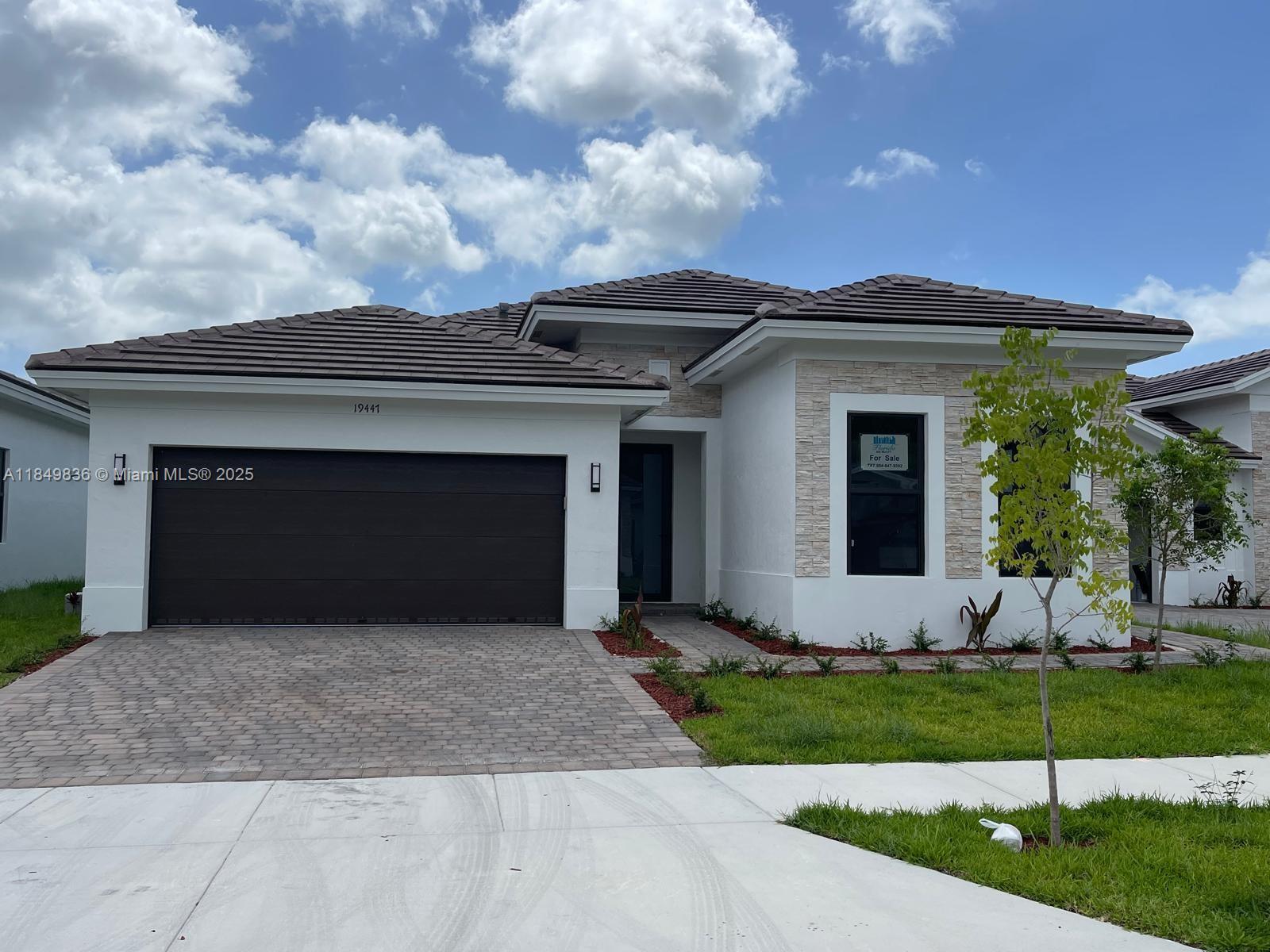 19447 SW 124th Ct, Miami, FL, 33177 - Investment Single Family Home. Photo #1