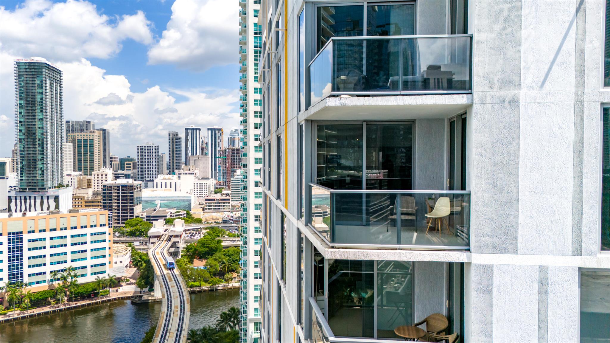 31 SE 6th Street #2601, Miami, FL, 33131 - Investment Condo. Photo #1