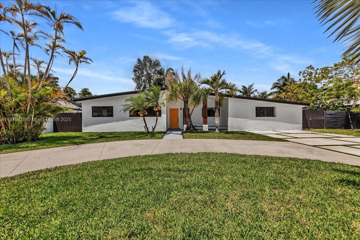 15020 NE 7th Ave, Miami, FL, 33161 - Investment Single Family Home. Photo #1