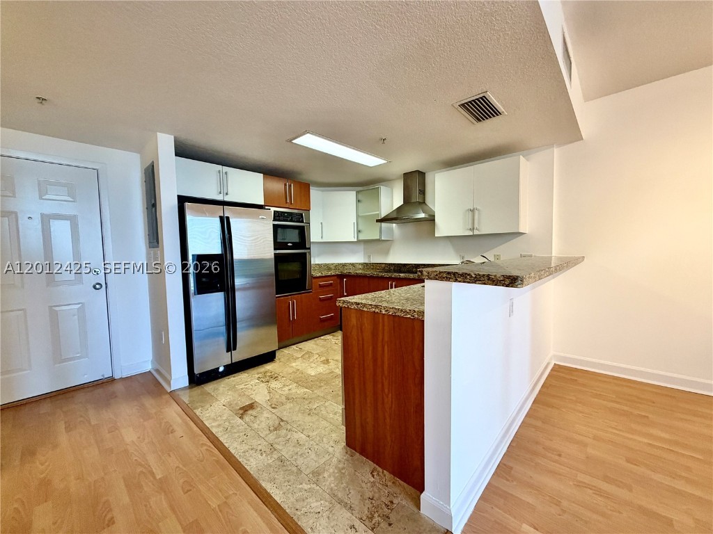 170 SE 14th #2906, Miami, FL, 33131 - Investment Condo. Photo #1