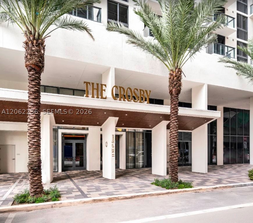 11 NE 6th #2303, Miami, FL, 33132 - Investment Condo. Photo #1