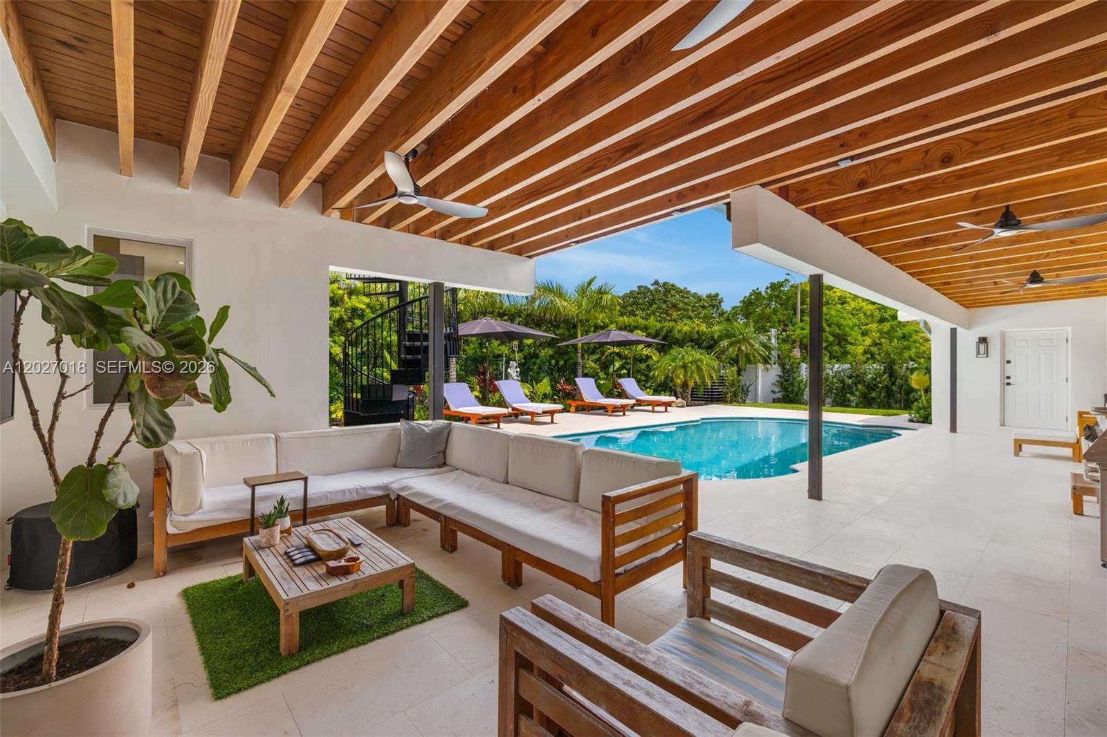 4730 SW 89th, Miami, FL, 33165 - Investment Single Family Home. Photo #1