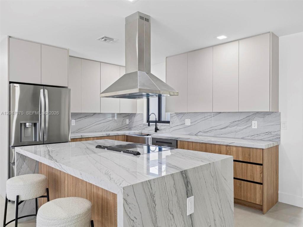 610 NE 164th, Miami, FL, 33162 - Investment Single Family Home. Photo #1