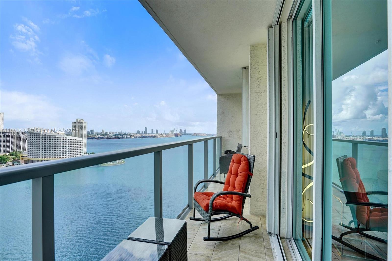 1155 Brickell Bay Dr #2404, Miami, FL, 33131 - Investment Condo. Photo #1