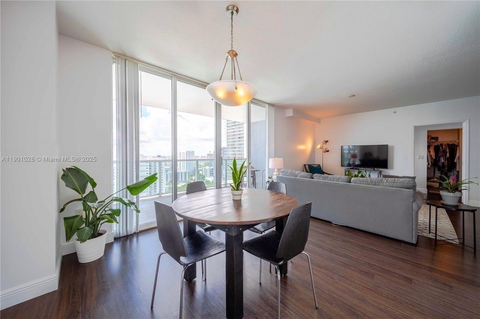 1250 S Miami Ave #2201, Miami, FL, 33130 - Investment Condo. Photo #1