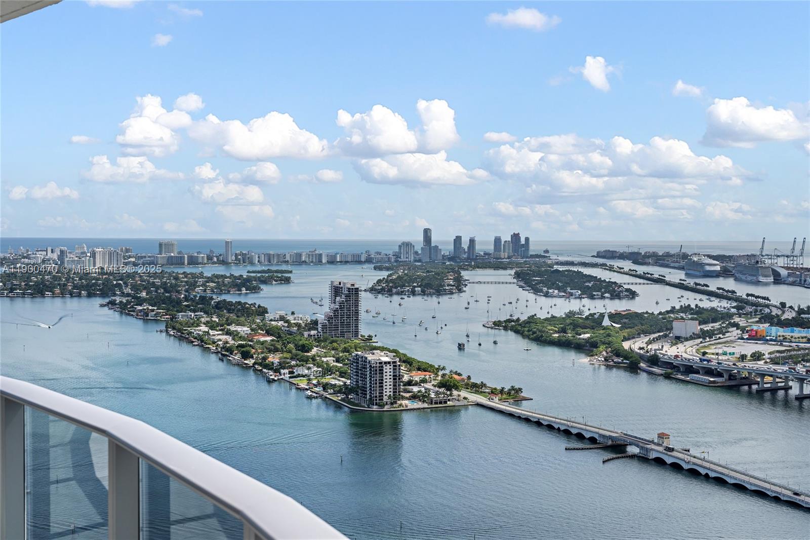 488 NE 18th St #4612, Miami, FL, 33132 - Investment Condo. Photo #1