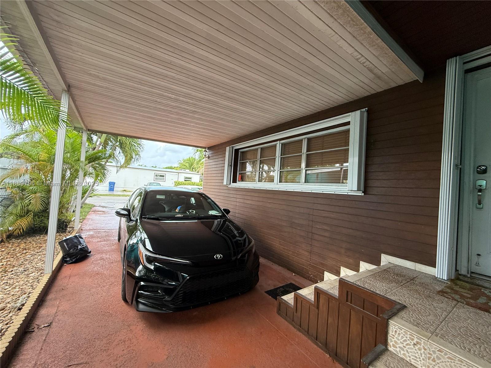 12850 SW 14th St, Miami, FL, 33184 - Investment Single Family Home. Photo #1