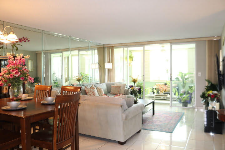 1690 NE 191st #408-1, Miami, FL, 33179 - Investment Condo. Photo #1