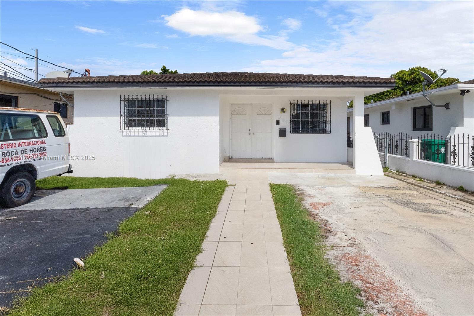261 NW 59th Ct, Miami, FL, 33126 - Investment Single Family Home. Photo #1