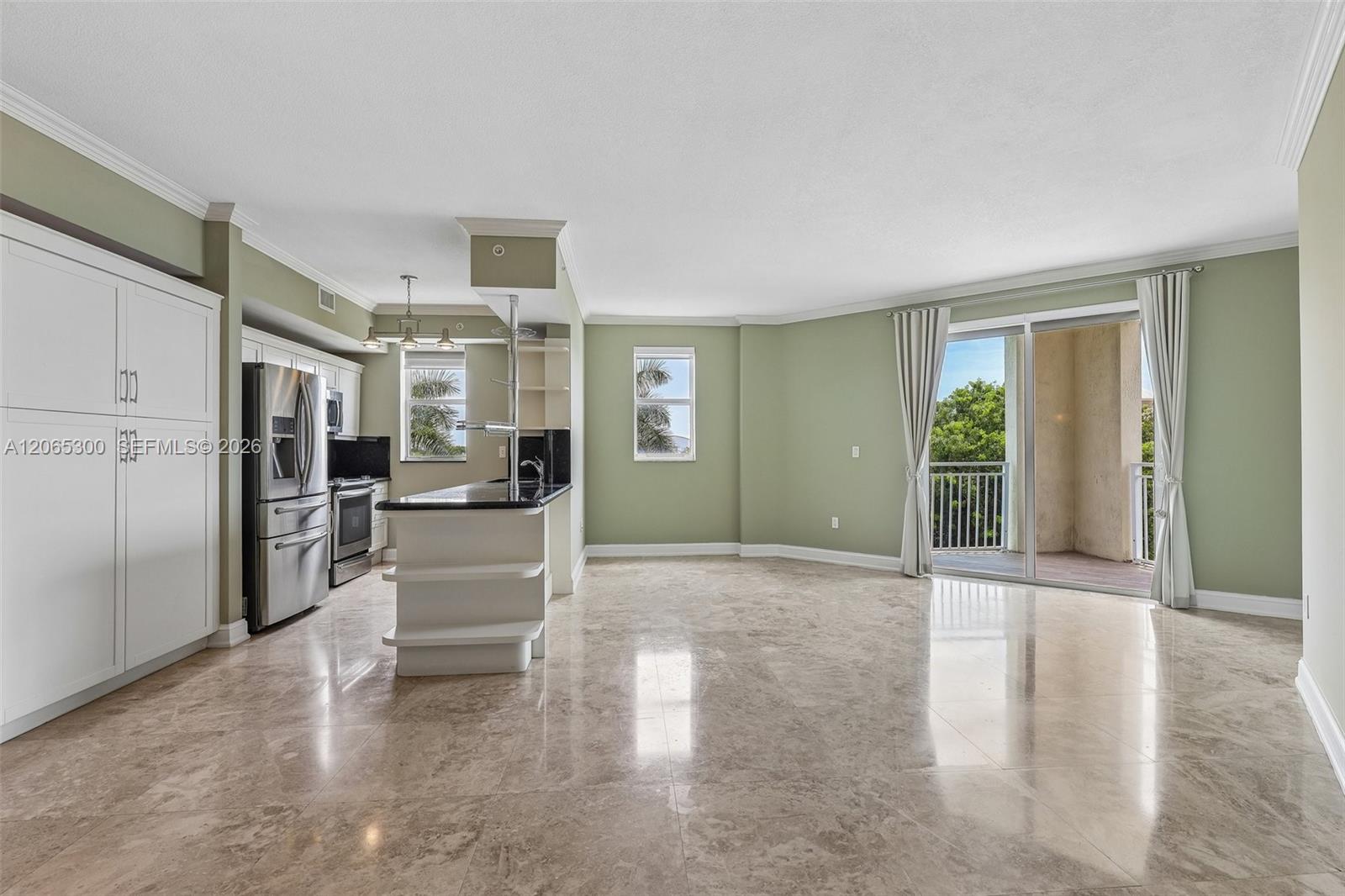 7265 SW 89th #A314, Miami, FL, 33156 - Investment Condo. Photo #1