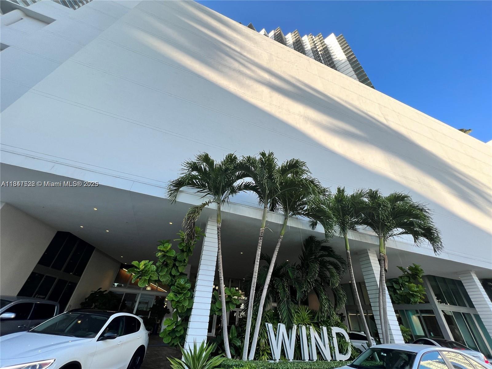 350 S Miami Ave #1907, Miami, FL, 33130 - Investment Condo. Photo #1