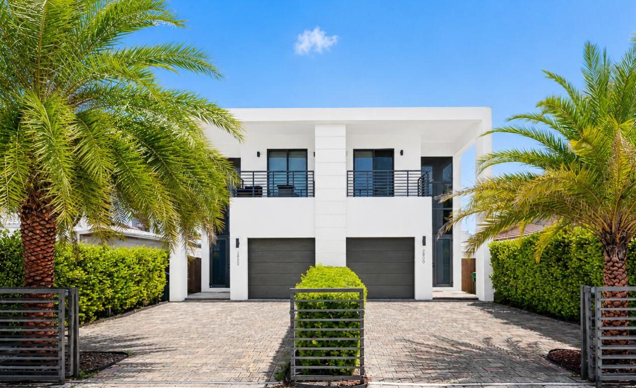 3090 SW 17th, Miami, FL, 33145 - Investment Townhome. Photo #1