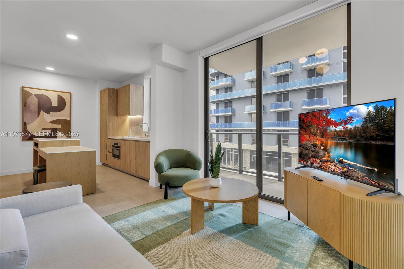 11 NE 6th #407, Miami, FL, 33132 - Investment Condo. Photo #1