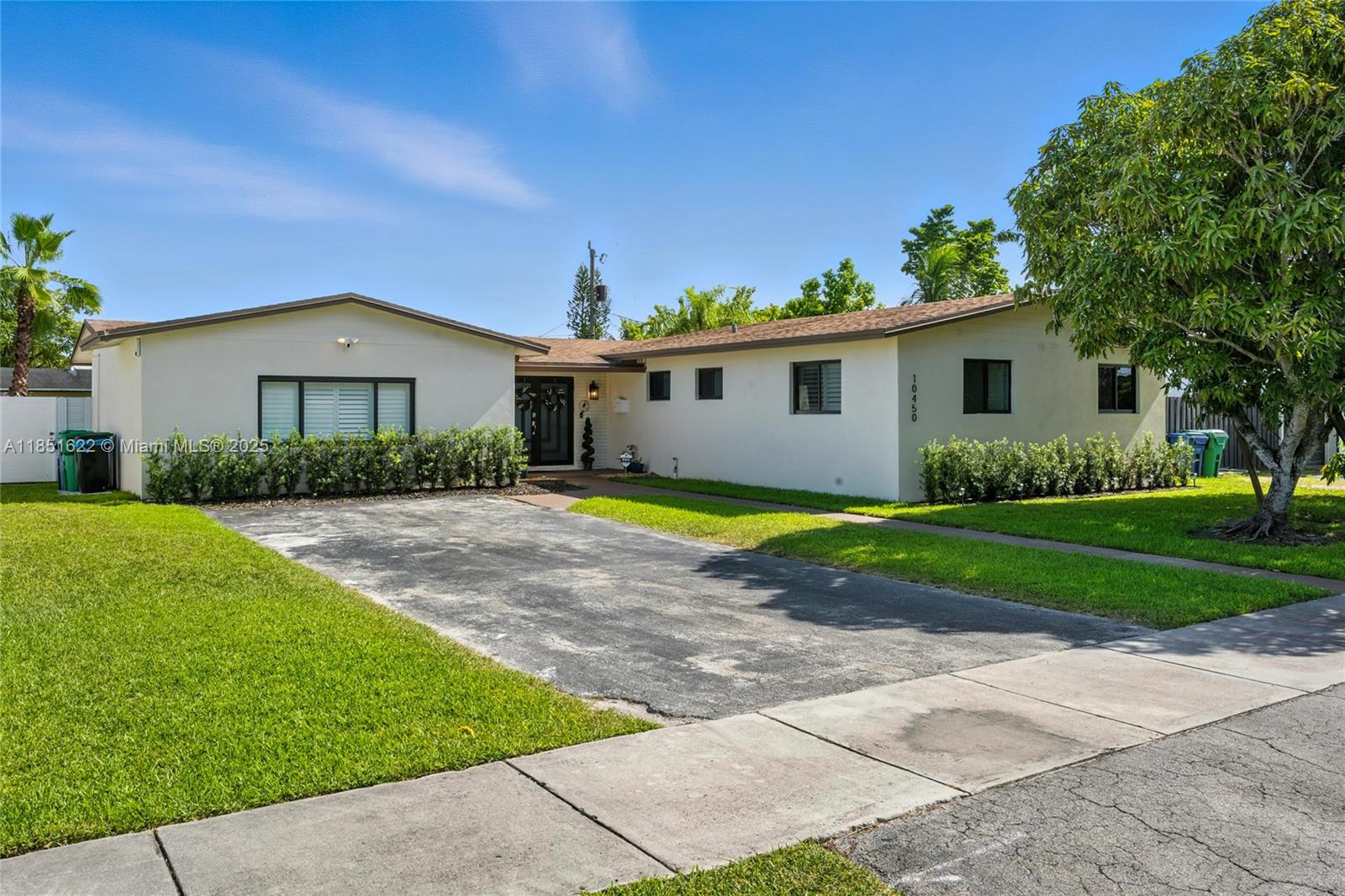 10450 SW 162nd Ter, Miami, FL, 33157 - Investment Single Family Home. Photo #1