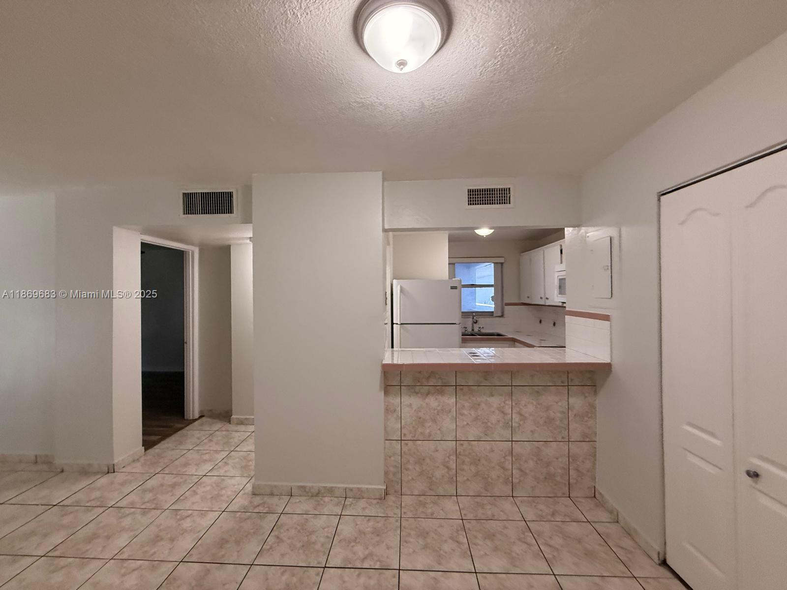210 Fontainebleau Blvd #210, Miami, FL, 33172 - Investment Condo. Photo #1